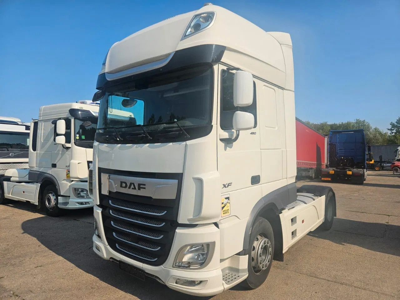 DAF XF 480 SSC-Standard-StandKlima-6 Units - شاحنة جرار: صور 1 DAF XF 480 SSC-Standard-StandKlima-6 Units - شاحنة جرار: صور 1