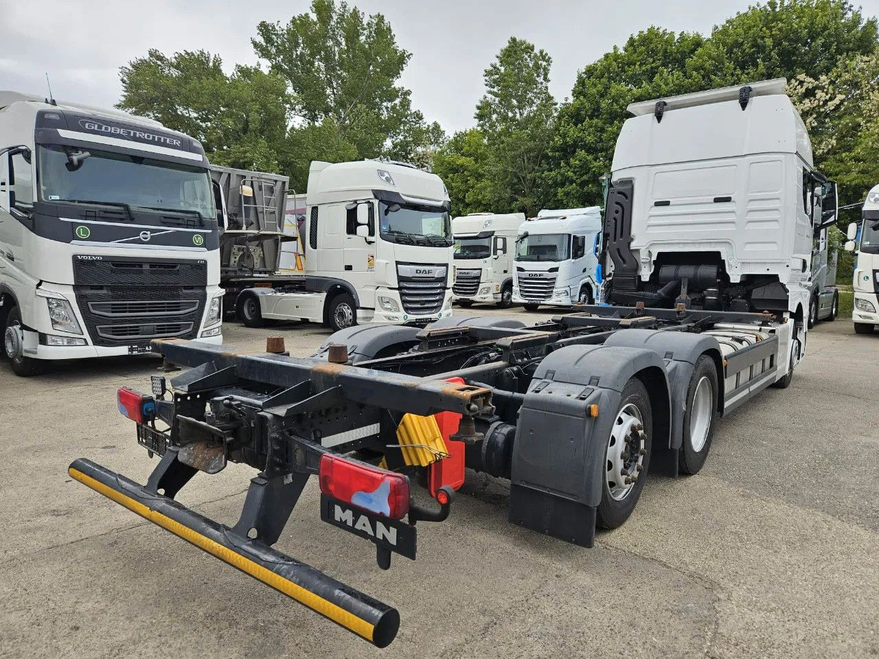 MAN TGX 26.470 XXL BDF 6x2 2 units, NAVI, Lift Axle - شاحنات الحاويات/ جسم علوي قابل للتغيير شاحنة: صور 4 MAN TGX 26.470 XXL BDF 6x2 2 units, NAVI, Lift Axle - شاحنات الحاويات/ جسم علوي قابل للتغيير شاحنة: صور 4