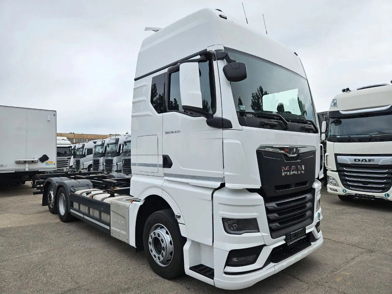 MAN TGX 26.470 XXL BDF 6x2 2 units, NAVI, Lift Axle - شاحنات الحاويات/ جسم علوي قابل للتغيير شاحنة: صور 2 MAN TGX 26.470 XXL BDF 6x2 2 units, NAVI, Lift Axle - شاحنات الحاويات/ جسم علوي قابل للتغيير شاحنة: صور 2