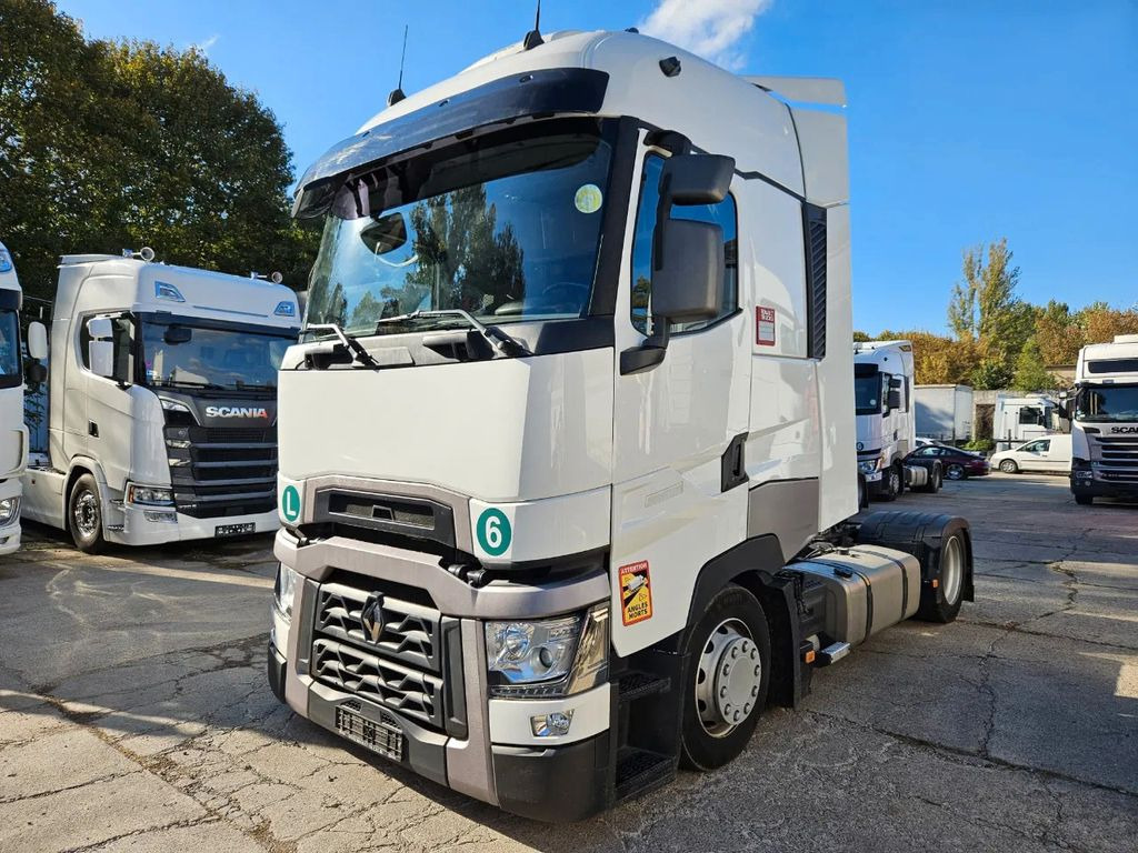 Renault T520 HSC, Mega, Standklima, 17 units - شاحنة جرار: صور 1 Renault T520 HSC, Mega, Standklima, 17 units - شاحنة جرار: صور 1