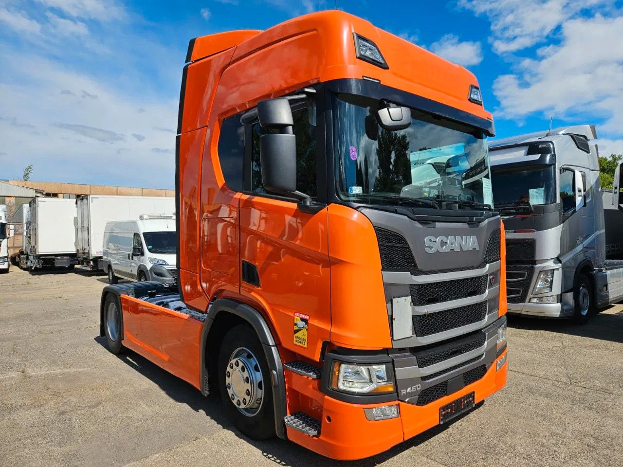 Scania R450 PTO, Standklima, Navi, New Smart2 tachograp - شاحنة جرار: صور 2 Scania R450 PTO, Standklima, Navi, New Smart2 tachograp - شاحنة جرار: صور 2