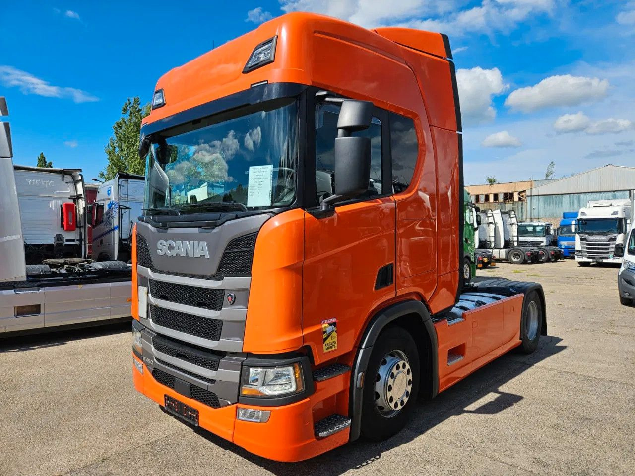 Scania R450 PTO, Standklima, Navi, New Smart2 tachograp - شاحنة جرار: صور 1 Scania R450 PTO, Standklima, Navi, New Smart2 tachograp - شاحنة جرار: صور 1