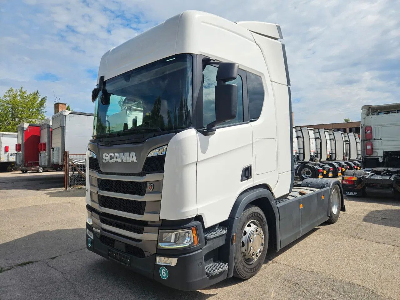Scania R450 Standklima, 2 fridges, Big Navi, Digital Di - شاحنة جرار: صور 1 Scania R450 Standklima, 2 fridges, Big Navi, Digital Di - شاحنة جرار: صور 1