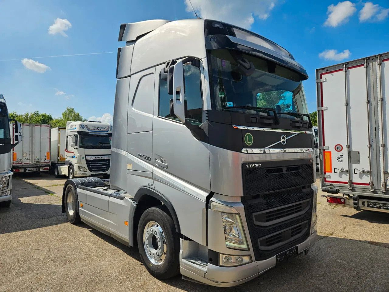 Volvo FH 500 Globe-Standard-Alloy W-ACC-DAS - شاحنة جرار: صور 2 Volvo FH 500 Globe-Standard-Alloy W-ACC-DAS - شاحنة جرار: صور 2