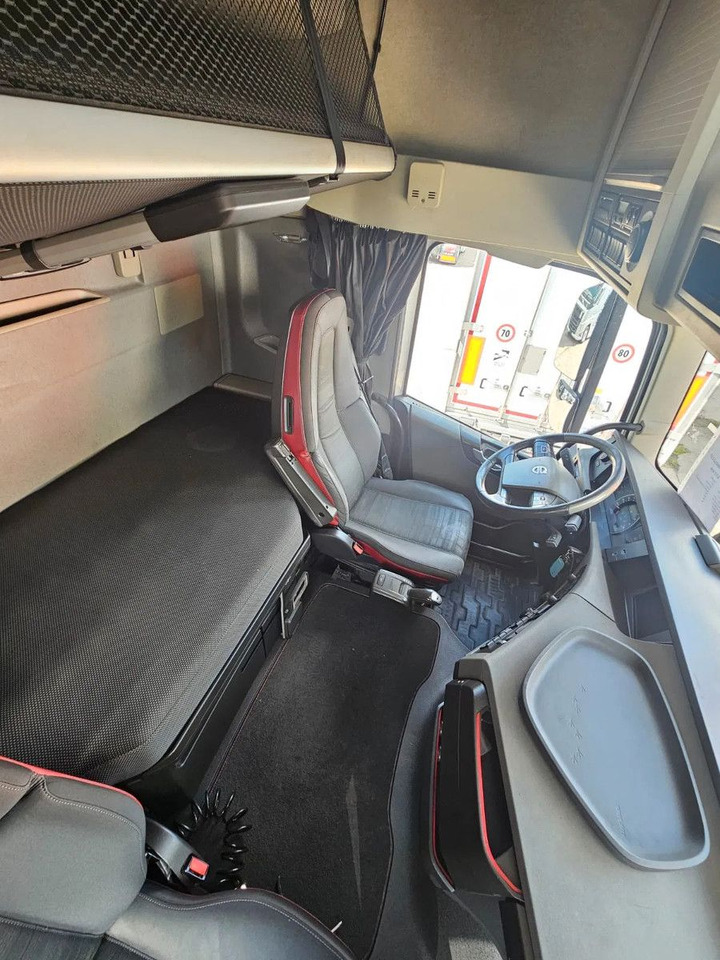 شاحنة جرار Volvo FH 500 Globe-Standard-Alloy W-ACC-DAS: صور 6