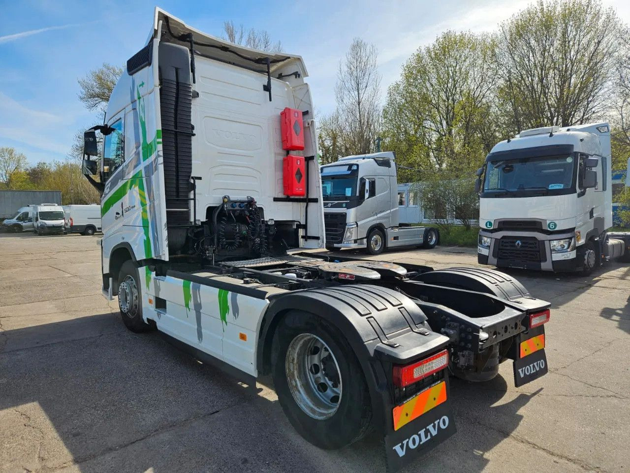 Volvo FH 500 Globe - Standard - شاحنة جرار: صور 4 Volvo FH 500 Globe - Standard - شاحنة جرار: صور 4
