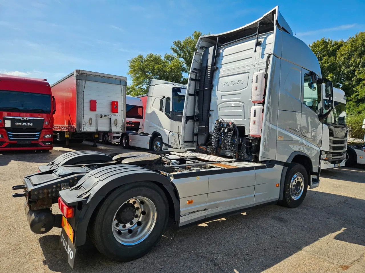 Volvo FH 500 Standard, I Park, ACC, DAS-1 Unit - شاحنة جرار: صور 4 Volvo FH 500 Standard, I Park, ACC, DAS-1 Unit - شاحنة جرار: صور 4