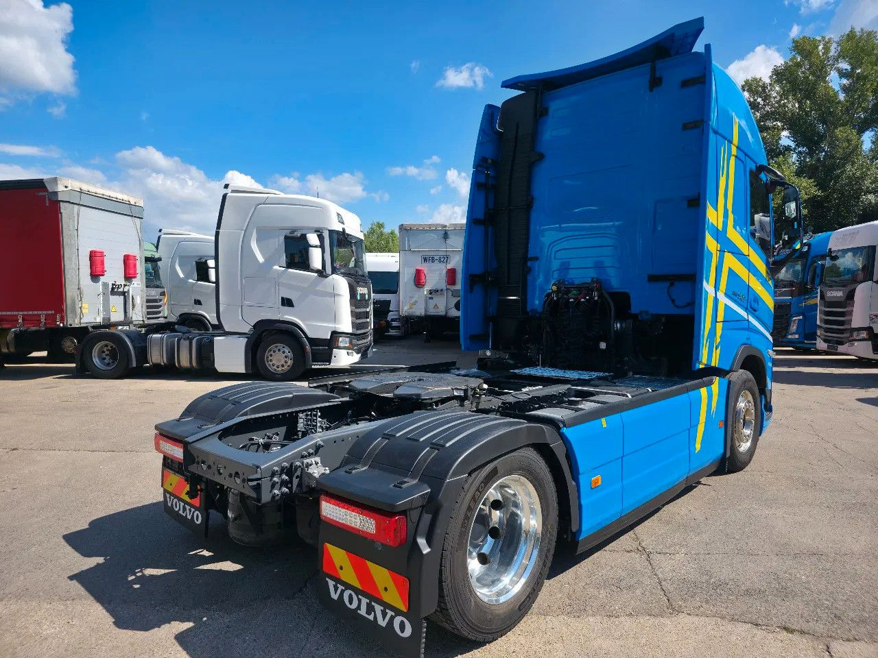 Volvo FH 500 Standard, I-Save, I-Park, Alloy w. 7 unit - شاحنة جرار: صور 3 Volvo FH 500 Standard, I-Save, I-Park, Alloy w. 7 unit - شاحنة جرار: صور 3