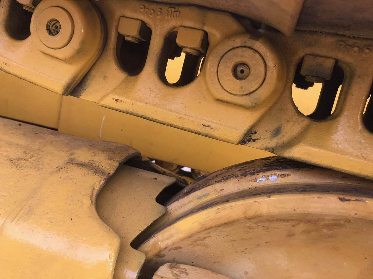 بلدوزر KOMATSU D65EX-12 mit Ripperventil: صور 8 بلدوزر KOMATSU D65EX-12 mit Ripperventil: صور 8