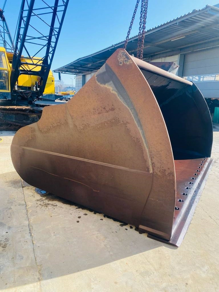 CAT 988 K - اللودر بعجل: صور 4 CAT 988 K - اللودر بعجل: صور 4