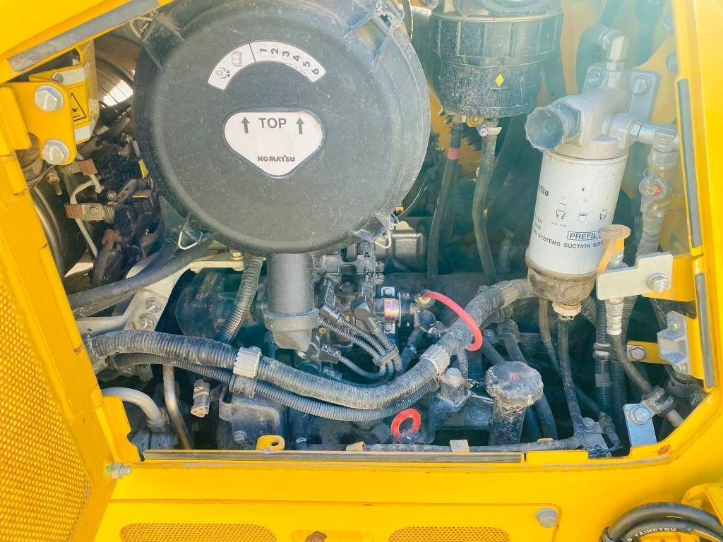 بلدوزر Komatsu D 61 PXi-24: صور 14 بلدوزر Komatsu D 61 PXi-24: صور 14