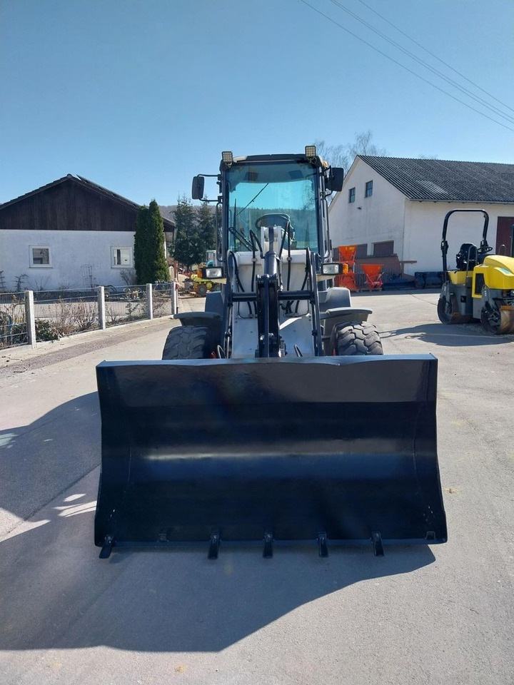 Bobcat AL 440 baugleich mit Terex TL 100 - اللودر بعجل: صور 2 Bobcat AL 440 baugleich mit Terex TL 100 - اللودر بعجل: صور 2