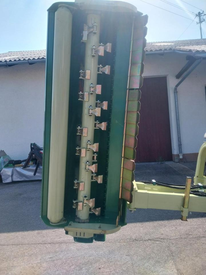 Böschungsmulcher Mulcher Stark KDL Profi 200 Auslegemulcher - جزازة حافة: صور 5 Böschungsmulcher Mulcher Stark KDL Profi 200 Auslegemulcher - جزازة حافة: صور 5