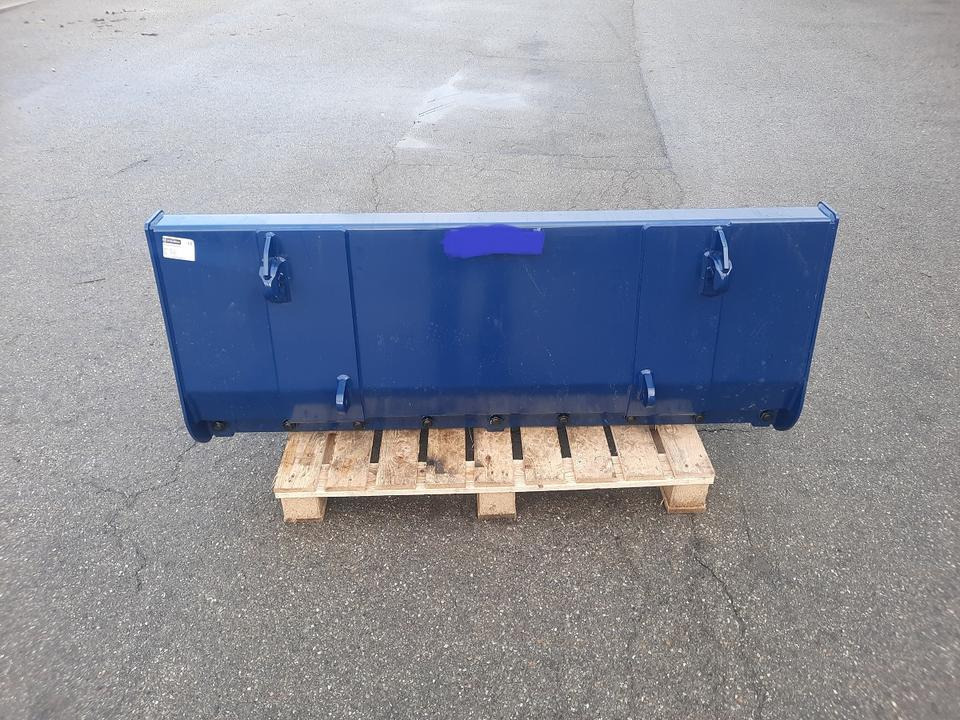 Dunggabel Mistgabel Forke Frontladergabel Euroaufnahme Fendt - السيلاج الآلات: صور 3 Dunggabel Mistgabel Forke Frontladergabel Euroaufnahme Fendt - السيلاج الآلات: صور 3