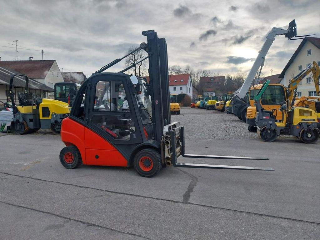 Linde H 25 T - رافعة شوكية ديزل: صور 4 Linde H 25 T - رافعة شوكية ديزل: صور 4
