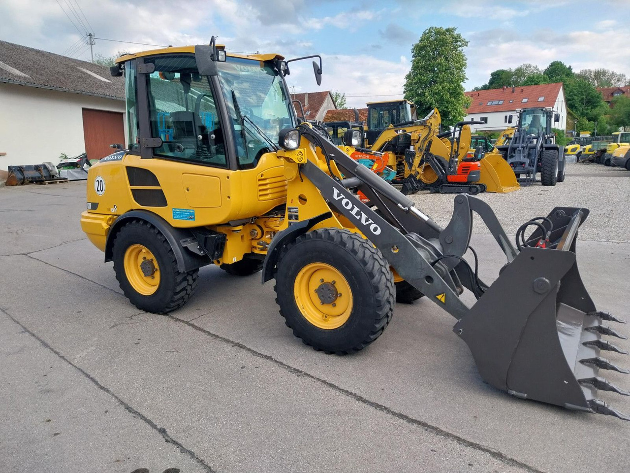 Volvo L 20 L 25 L 30 - اللودر بعجل: صور 3 Volvo L 20 L 25 L 30 - اللودر بعجل: صور 3