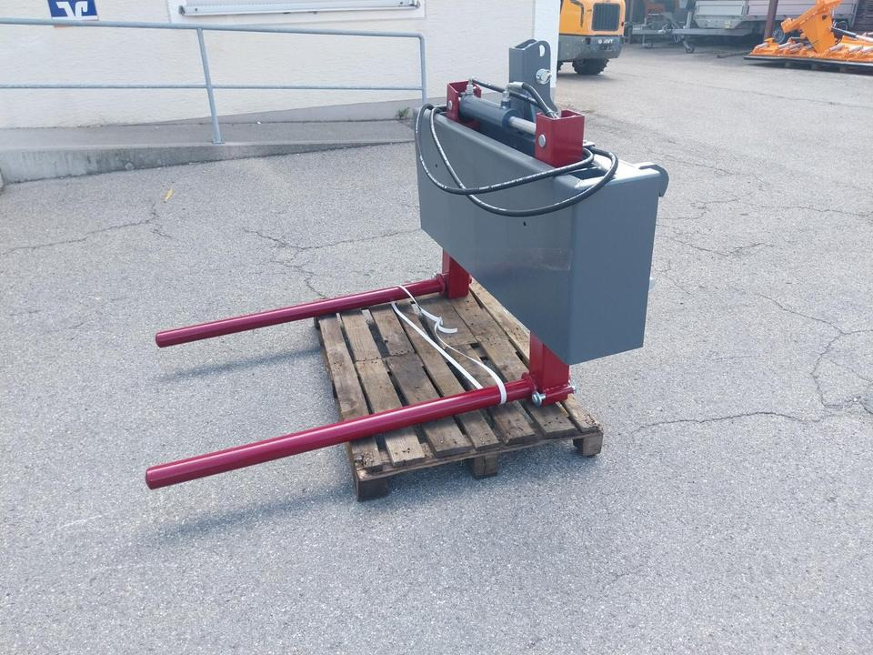 Hydr. Ballengabel Siloballengabel Heuballen Ballenspieß Euro - السيلاج الآلات: صور 4 Hydr. Ballengabel Siloballengabel Heuballen Ballenspieß Euro - السيلاج الآلات: صور 4