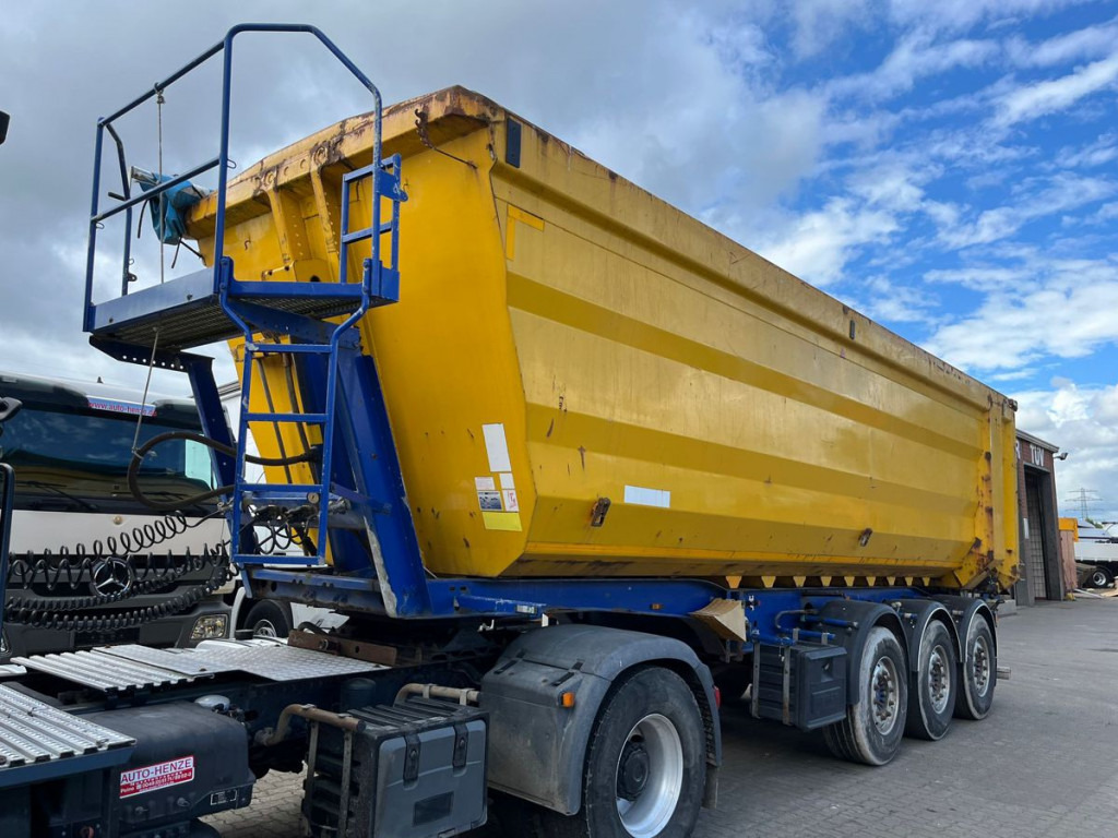 KEMPF Hinterkippmulde SKM 35 3 Kippauflieger 40m³ Stahl - قلابة نصف مقطورة: صور 4 KEMPF Hinterkippmulde SKM 35 3 Kippauflieger 40m³ Stahl - قلابة نصف مقطورة: صور 4