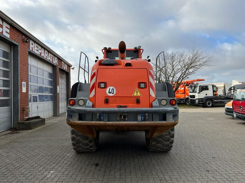 Liebherr Radlader L 566 Radlader - اللودر بعجل: صور 4 Liebherr Radlader L 566 Radlader - اللودر بعجل: صور 4