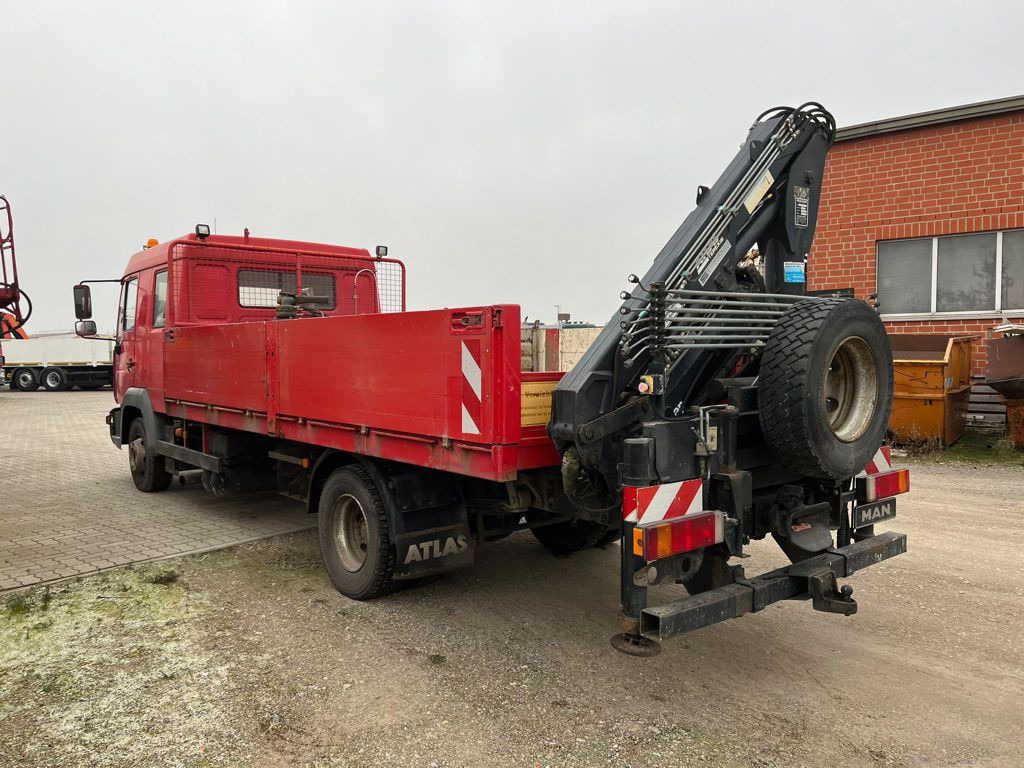 MAN LE 12.225 LC Pritsche Heckkran 6 Zylinder Doka Topzust - شاحنات مسطحة, شاحنة كرين: صور 4 MAN LE 12.225 LC Pritsche Heckkran 6 Zylinder Doka Topzust - شاحنات مسطحة, شاحنة كرين: صور 4