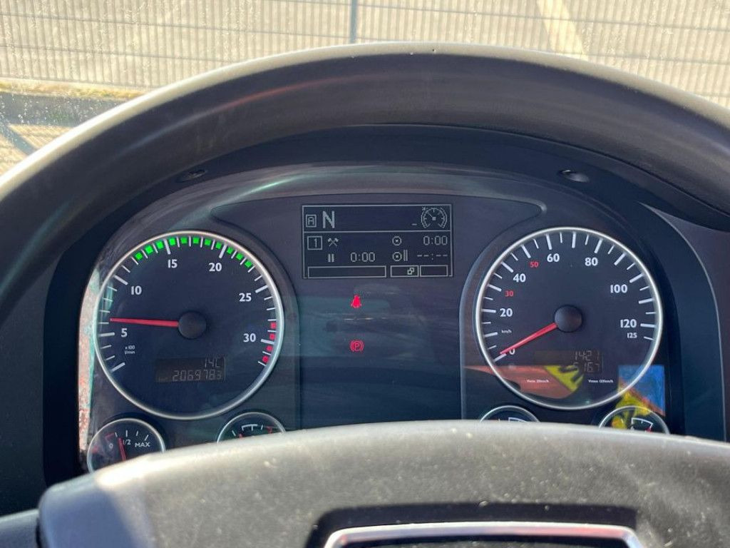 MAN TG-M 18.340 4x2 2-Achs Kipper Kran Palf. PK 130 - قلابات, شاحنة كرين: صور 5 MAN TG-M 18.340 4x2 2-Achs Kipper Kran Palf. PK 130 - قلابات, شاحنة كرين: صور 5