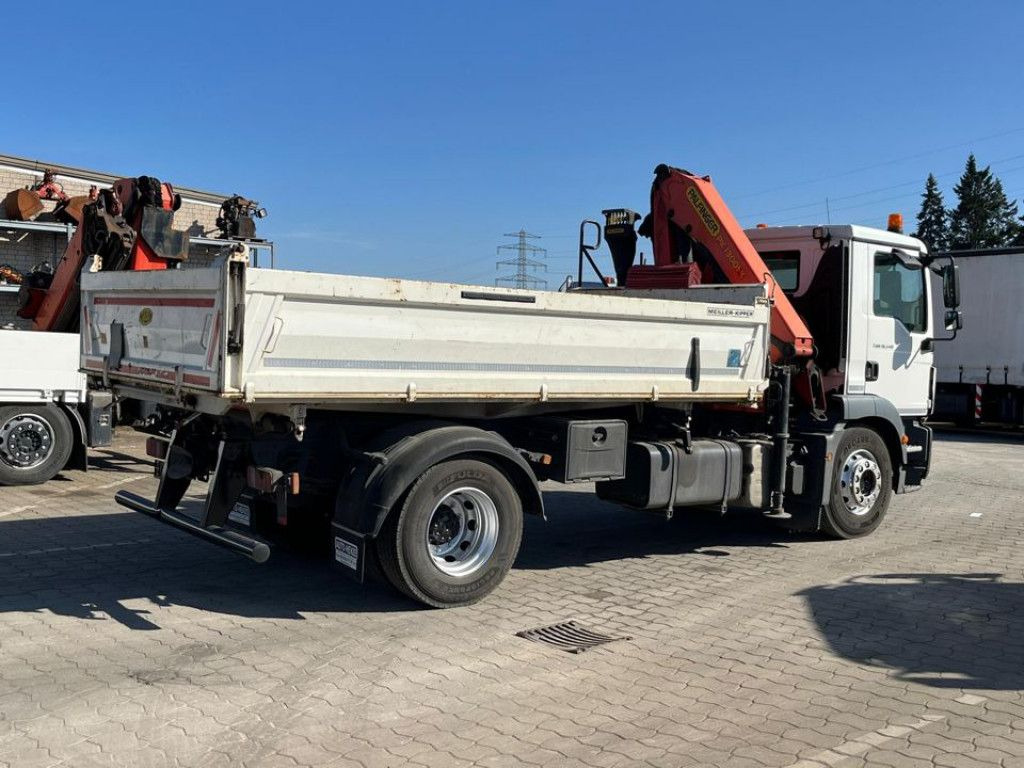 MAN TG-M 18.340 4x2 2-Achs Kipper Kran Palf. PK 130 - قلابات, شاحنة كرين: صور 4 MAN TG-M 18.340 4x2 2-Achs Kipper Kran Palf. PK 130 - قلابات, شاحنة كرين: صور 4