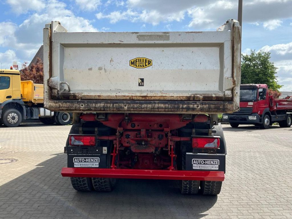 MAN TG-S 26.440 6x4 BB 3-Achs Kipper MeillerSchalter MAN TG-S 26.440 6x4 BB 3-Achs Kipper MeillerSchalter - قلابات: صور 4 MAN TG-S 26.440 6x4 BB 3-Achs Kipper MeillerSchalter MAN TG-S 26.440 6x4 BB 3-Achs Kipper MeillerSchalter - قلابات: صور 4