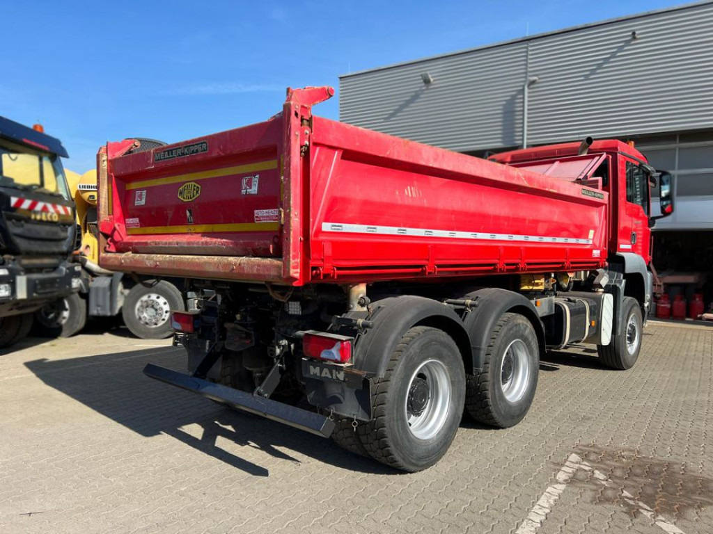 MAN TG-S 26.440 6x6 3-Achs Allradkipper Bordmatik - قلابات: صور 4 MAN TG-S 26.440 6x6 3-Achs Allradkipper Bordmatik - قلابات: صور 4