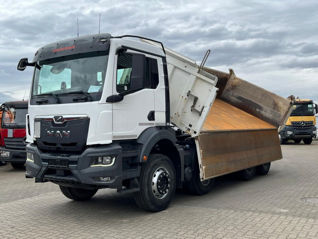 MAN TG-S 37.470 8x4 4-Achs Kipper Meiller Bordmatik - قلابات: صور 1 MAN TG-S 37.470 8x4 4-Achs Kipper Meiller Bordmatik - قلابات: صور 1