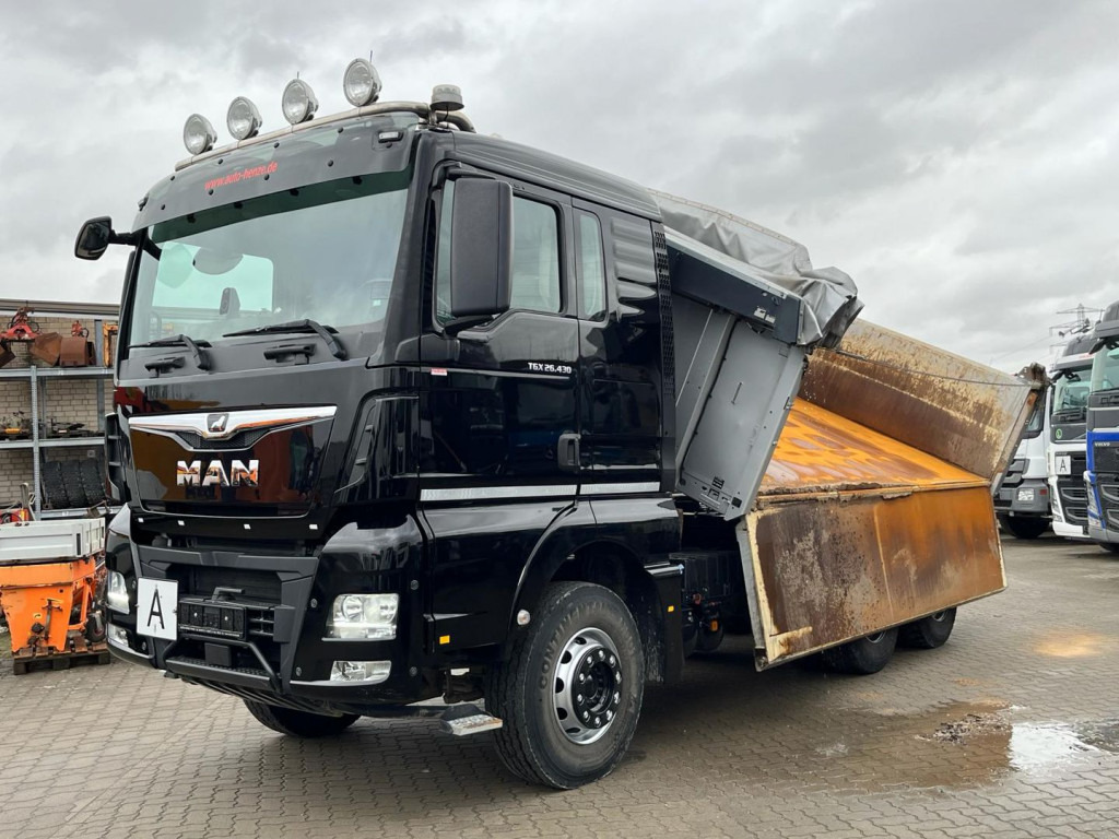 MAN TG-X 3-Achs Kipper 26.430 6x4 Bordmatik nur 73 tKm - قلابات: صور 1 MAN TG-X 3-Achs Kipper 26.430 6x4 Bordmatik nur 73 tKm - قلابات: صور 1