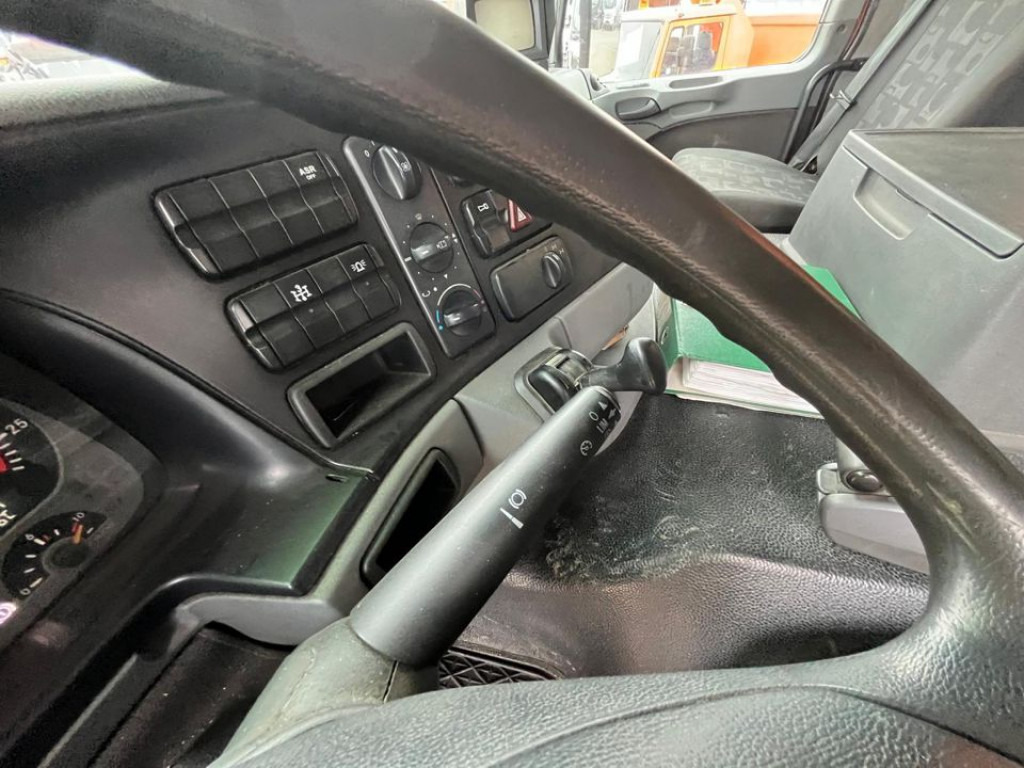 فراغ شاحنة MERCEDES-BENZ Actros 2644 L 6x4 Saug + Spülwagen Kombi Saug+Spül super Zustand: صور 13 فراغ شاحنة MERCEDES-BENZ Actros 2644 L 6x4 Saug + Spülwagen Kombi Saug+Spül super Zustand: صور 13