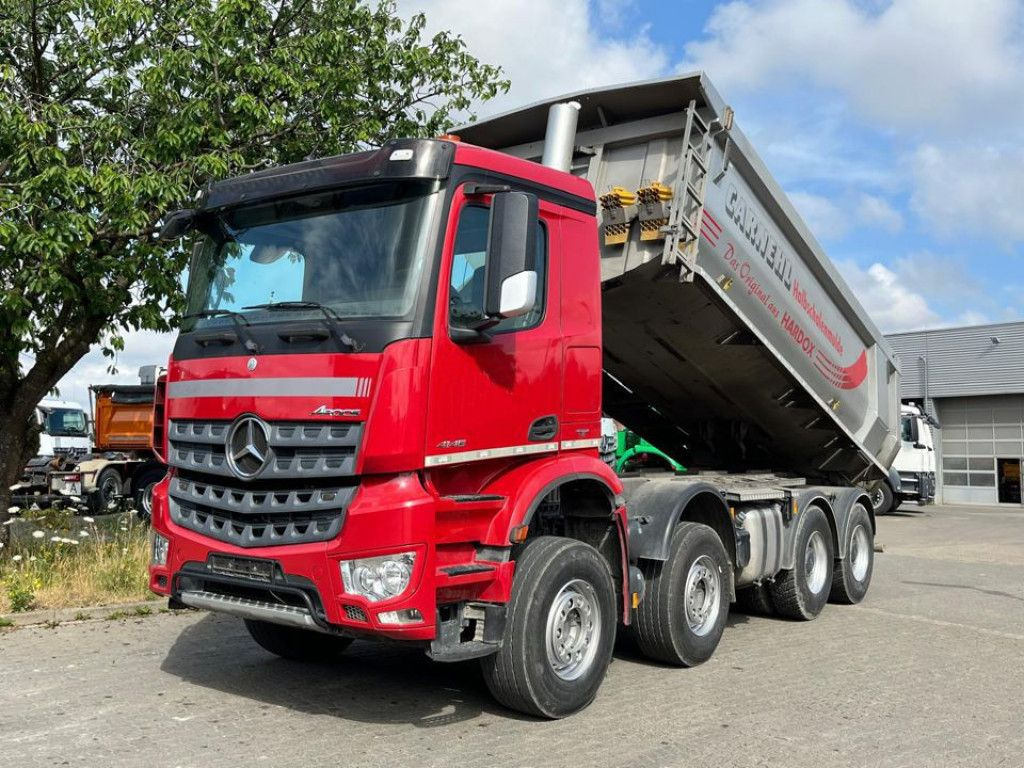 Mercedes-Benz Arocs 4145 8x4 4 Achs Muldenkipper Carnehl Halfp - شاحنات قابلة للفك شاحنة: صور 1 Mercedes-Benz Arocs 4145 8x4 4 Achs Muldenkipper Carnehl Halfp - شاحنات قابلة للفك شاحنة: صور 1