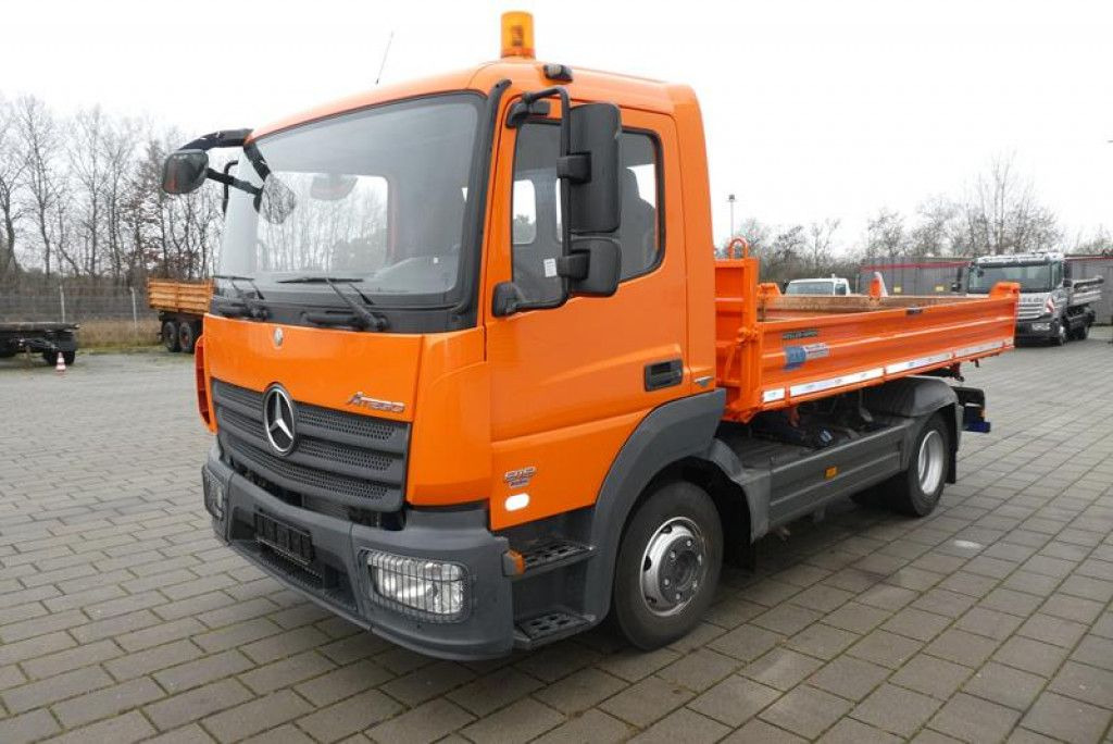 Mercedes-Benz Atego 818 K 2-Achs Kipper Schalter - قلاب صغير: صور 3 Mercedes-Benz Atego 818 K 2-Achs Kipper Schalter - قلاب صغير: صور 3