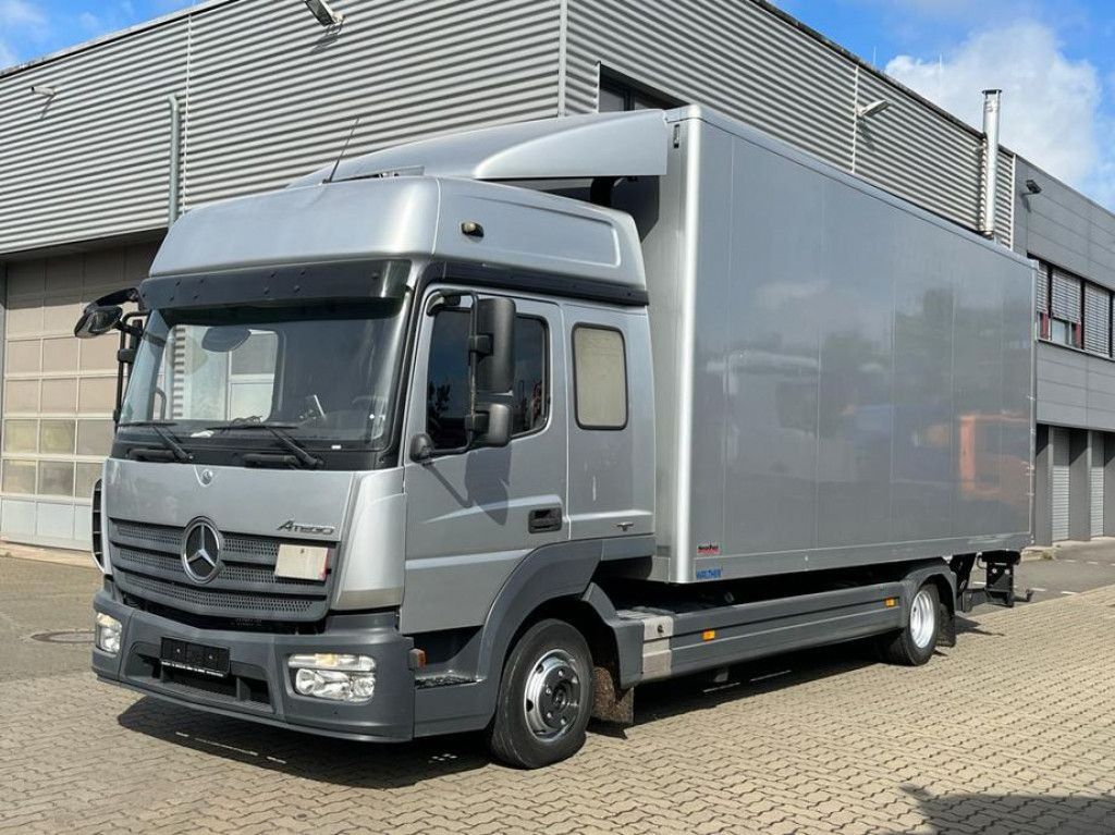 Mercedes-Benz Atego 818 L Möbelkoffer LBW Möbelkoffer gr.Fhs+S - الشاحنات الصغيرة صندوق مغلق: صور 1 Mercedes-Benz Atego 818 L Möbelkoffer LBW Möbelkoffer gr.Fhs+S - الشاحنات الصغيرة صندوق مغلق: صور 1