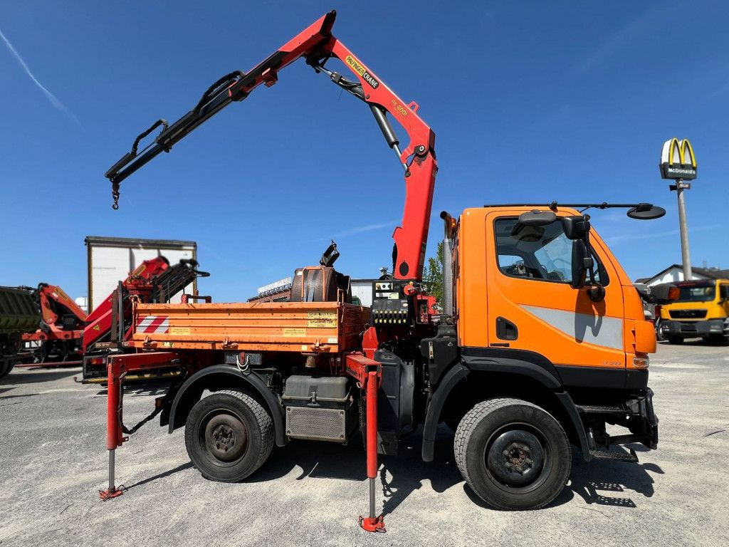 Mercedes-Benz Unimog U20 2-Achs Allradkipper Kran Palfinger Kr - قلابات, شاحنة كرين: صور 3 Mercedes-Benz Unimog U20 2-Achs Allradkipper Kran Palfinger Kr - قلابات, شاحنة كرين: صور 3