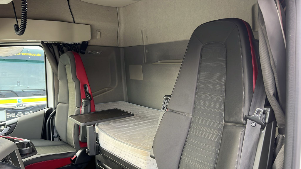 VOLVO (S) Truck FH 500 6x2 Abrollkipper Funkfernbedienung - شاحنة ذات الخطاف: صور 3 VOLVO (S) Truck FH 500 6x2 Abrollkipper Funkfernbedienung - شاحنة ذات الخطاف: صور 3