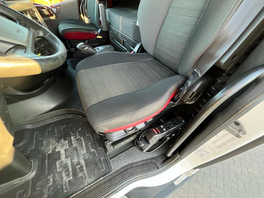 VOLVO (S) Truck FH 500 6x2 Abrollkipper Funkfernbedienung - شاحنة ذات الخطاف: صور 5 VOLVO (S) Truck FH 500 6x2 Abrollkipper Funkfernbedienung - شاحنة ذات الخطاف: صور 5