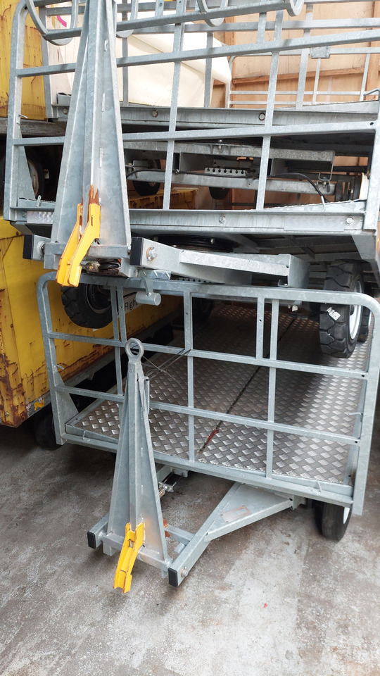 SPS B5 Baggage Cart - معدات الدعم الأرضي: صور 1 SPS B5 Baggage Cart - معدات الدعم الأرضي: صور 1