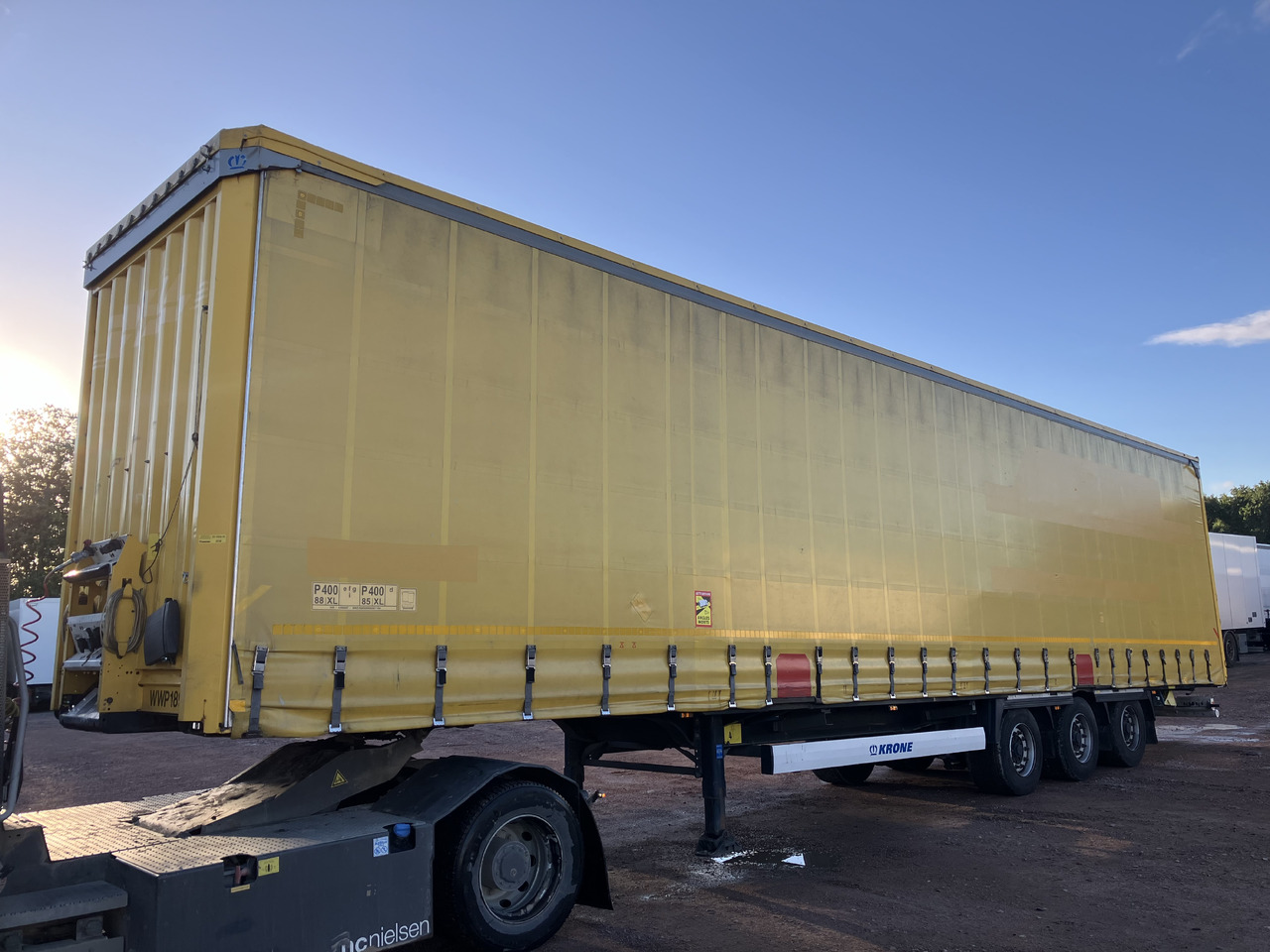 KRONE MEGA CURTAIN - LIFTING ROOF - HUCKEPACK - الخيمة نصف مقطورة: صور 1 KRONE MEGA CURTAIN - LIFTING ROOF - HUCKEPACK - الخيمة نصف مقطورة: صور 1