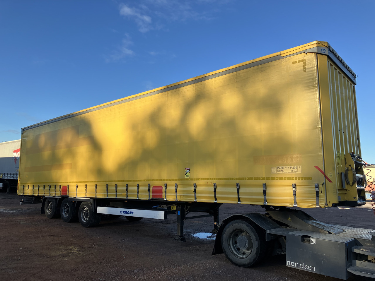 KRONE MEGA CURTAIN - LIFTING ROOF - HUCKEPACK - الخيمة نصف مقطورة: صور 3 KRONE MEGA CURTAIN - LIFTING ROOF - HUCKEPACK - الخيمة نصف مقطورة: صور 3
