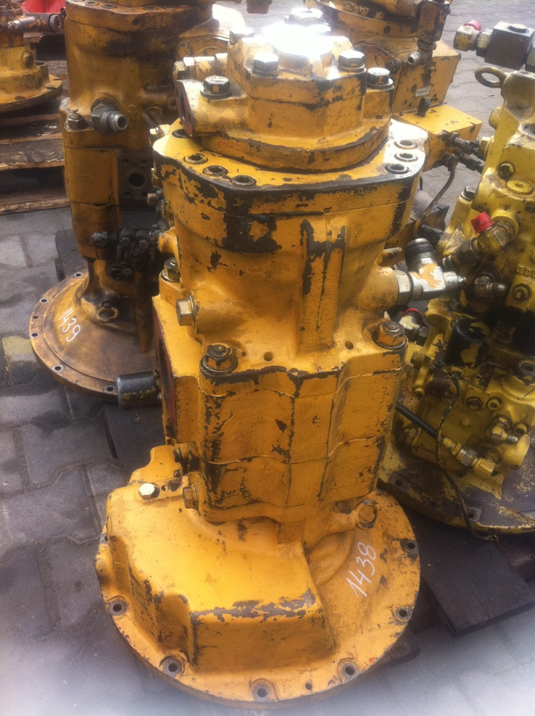 KOMATSU D2452465 708-25-12151 1N2 Z - مضخة هيدروليكية: صور 1 KOMATSU D2452465 708-25-12151 1N2 Z - مضخة هيدروليكية: صور 1