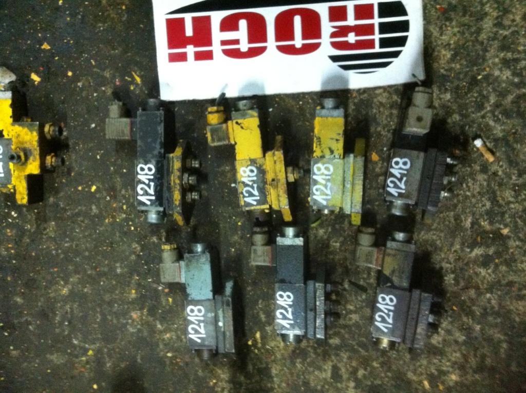 KRACHT WL4 S14Z 04 XP2 EK3 Z010 - 1 SEKCYJNY + KOŚĆ + CEWKA 5/44141 GABY035F43R01 24V 1,2A - صمامات هيدروليكية - آلات البناء: صور 1 KRACHT WL4 S14Z 04 XP2 EK3 Z010 - 1 SEKCYJNY + KOŚĆ + CEWKA 5/44141 GABY035F43R01 24V 1,2A - صمامات هيدروليكية - آلات البناء: صور 1