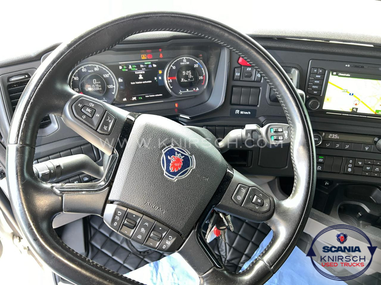 SCANIA S 500 A4x2EB Mega, PTO - شاحنة جرار: صور 2 SCANIA S 500 A4x2EB Mega, PTO - شاحنة جرار: صور 2