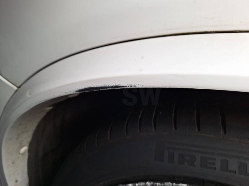 سيارة دفع رباعي BMW X5: صور 16 سيارة دفع رباعي BMW X5: صور 16