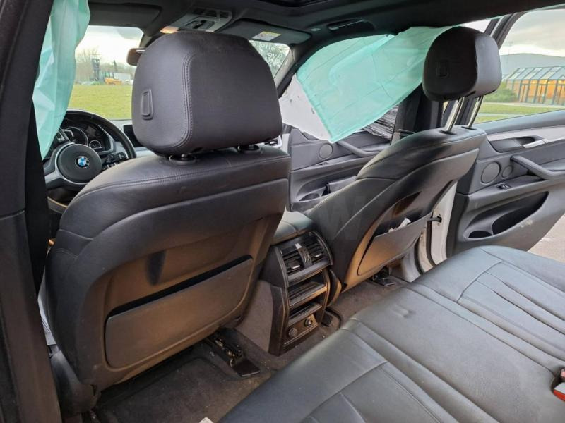سيارة دفع رباعي BMW X5: صور 9 سيارة دفع رباعي BMW X5: صور 9