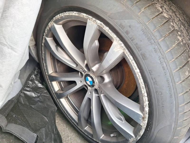 سيارة دفع رباعي BMW X5: صور 21 سيارة دفع رباعي BMW X5: صور 21