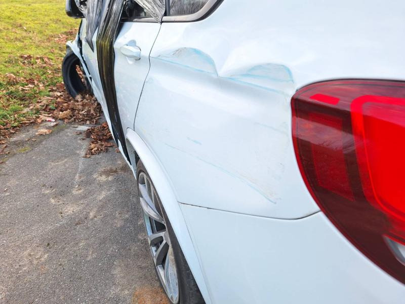 سيارة دفع رباعي BMW X5: صور 19 سيارة دفع رباعي BMW X5: صور 19