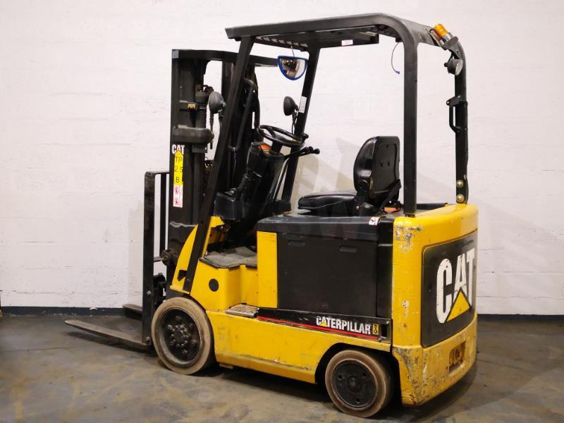 Caterpillar EC25N - رافعة شوكية كهربائية: صور 3 Caterpillar EC25N - رافعة شوكية كهربائية: صور 3