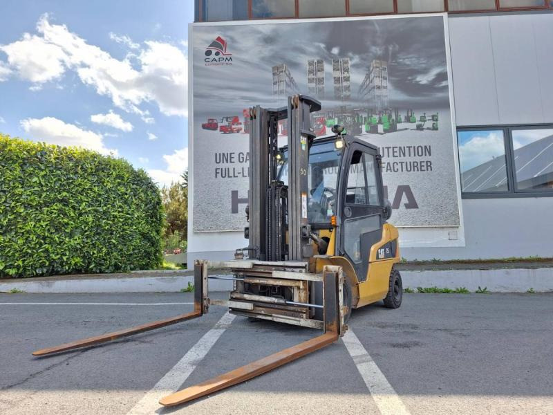 Caterpillar GP25NTD - رافعة شوكية تعمل بالغاز: صور 1 Caterpillar GP25NTD - رافعة شوكية تعمل بالغاز: صور 1