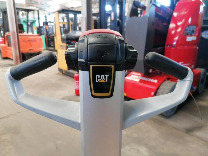 معدات الرفع منخفض المستوى Caterpillar NPP20N2: صور 6 معدات الرفع منخفض المستوى Caterpillar NPP20N2: صور 6
